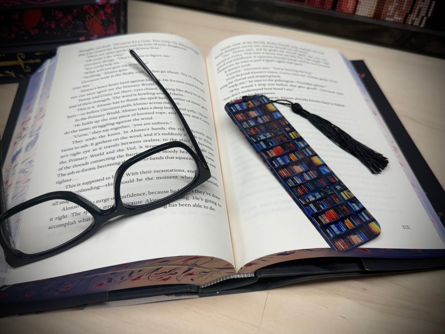 Bookmark - Bookshelf full of Books - Blue Color