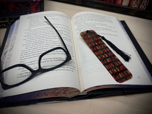Bookmark - Bookshelf full of Books - Amber Color